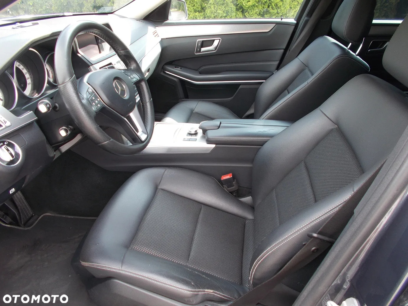 Mercedes-Benz Klasa E 220 BlueTEC 4-Matic Elegance - 17