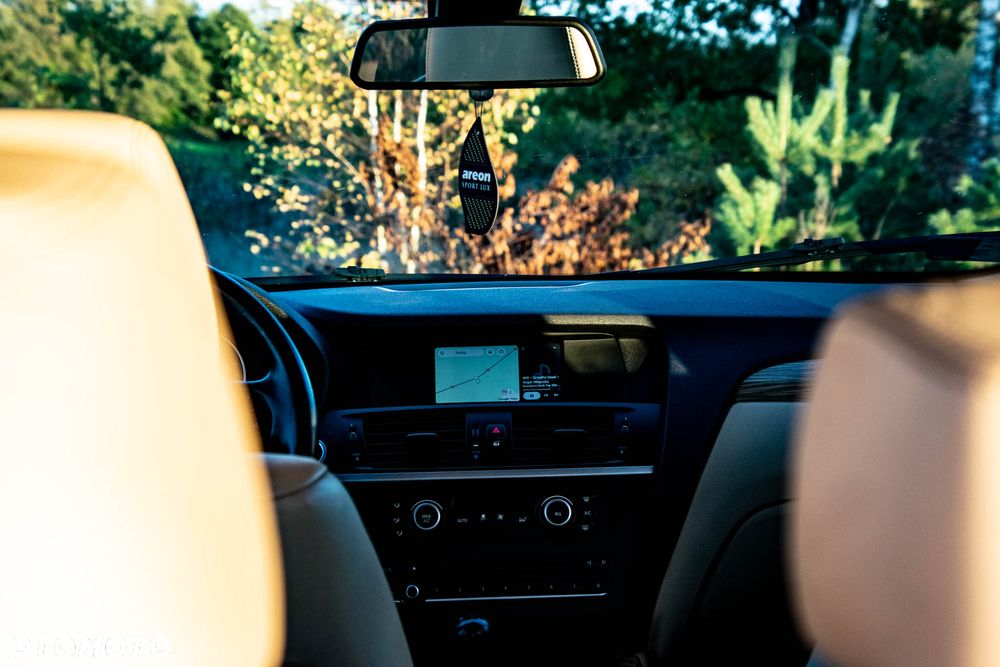BMW X3 20i xDrive - 17
