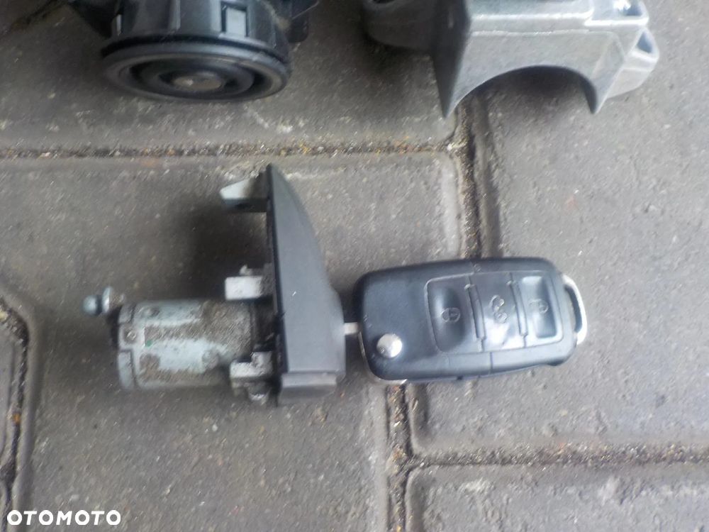 VW CRAFTER STACYJKA KLUCZ WKŁADKA 2E0905843A - 2