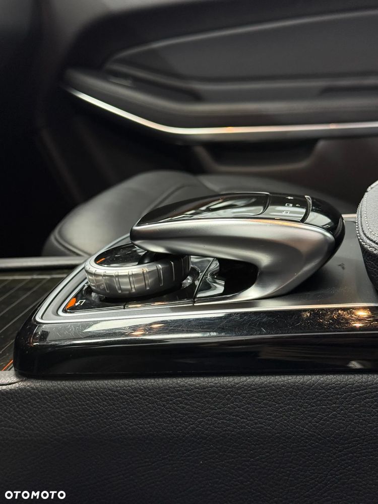 Mercedes-Benz GLS 500 4Matic 9G-TRONIC AMG Line - 15