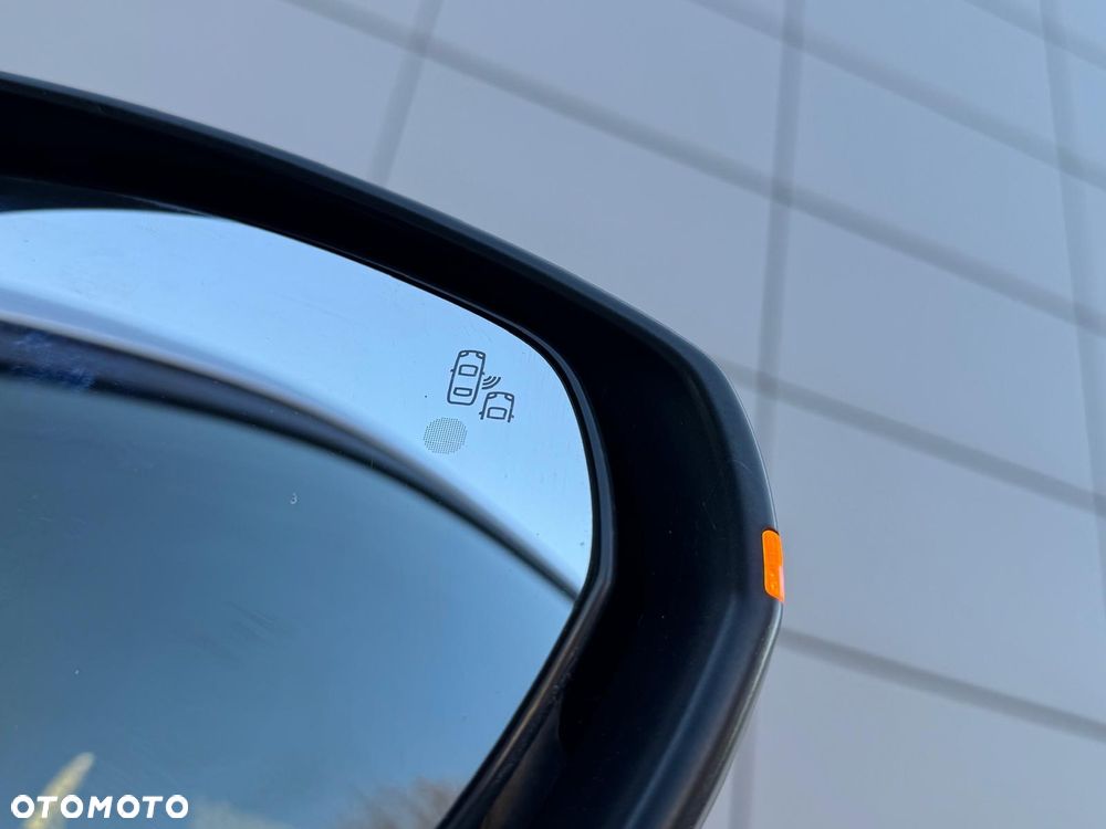 Peugeot 5008 2.0 BlueHDI GT S&S EAT8 - 18