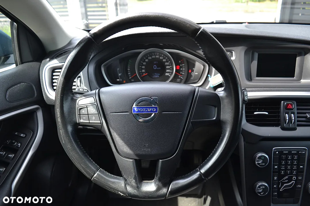 Volvo V40 T3 - 26