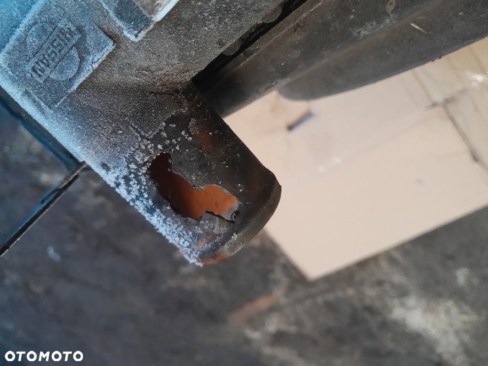 Chłodnica wody, cieczy, płynu Nissan Cabstar, Eco 3.0L - 4