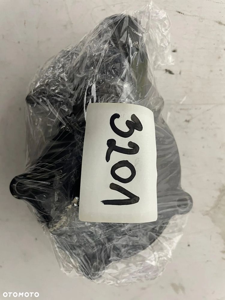 Pompa wody BMW K46/ K47/ K49 - 4