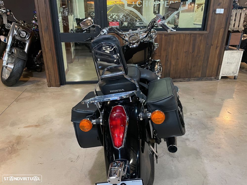 Honda Shadow 750 - 12