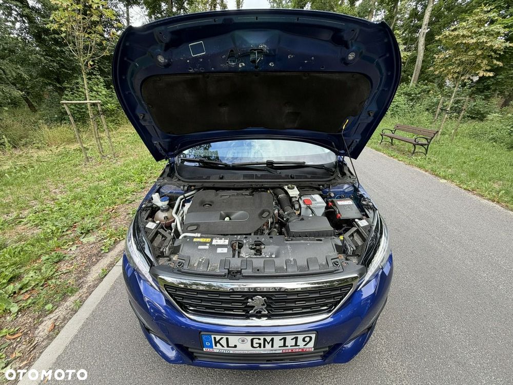 Peugeot 308 - 40