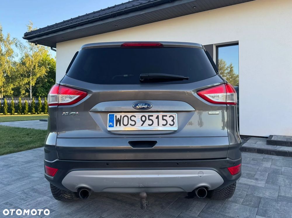 Ford Kuga 1.6 EcoBoost 2x4 Titanium - 27