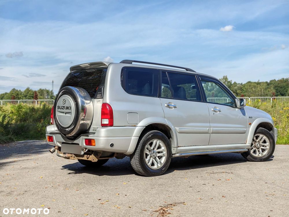 Suzuki Grand Vitara 2.7 V6 7os - 29