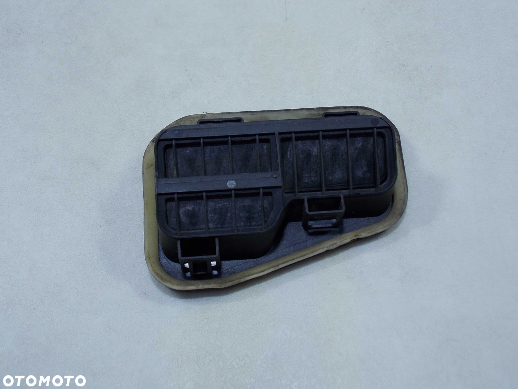 FORD TRANSIT CUSTOM 13-21 KRATKA WENTYLACYJNA TYL BK21-B280B63-B - 4