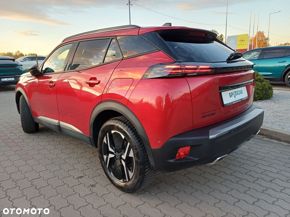 Peugeot 2008 1.2 PureTech Allure S&S EAT8 - 4