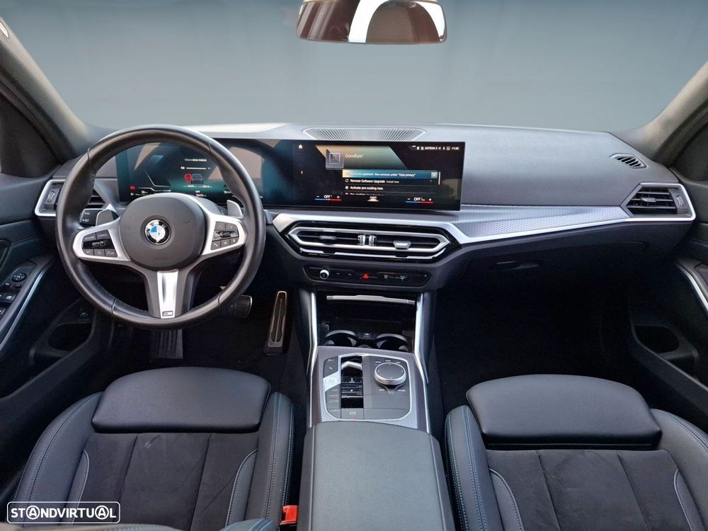 BMW 320 d Touring Pack Desportivo M Auto - 10