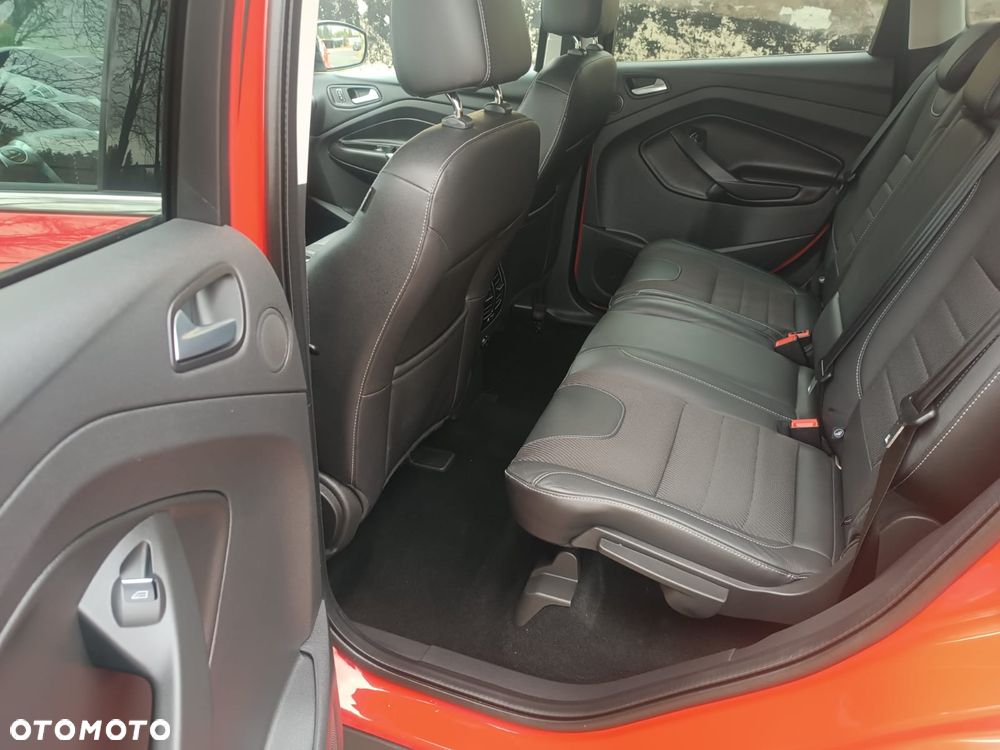 Ford Kuga 2.0 TDCi 4x4 Titanium - 15