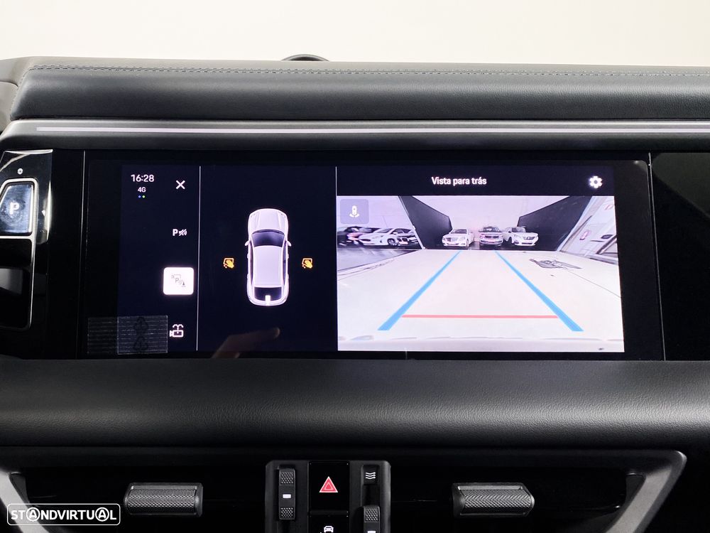 Porsche Macan Electric 4S - 18