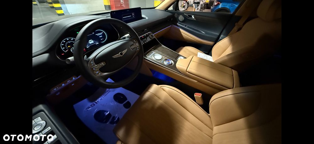 Genesis GV70 - 15