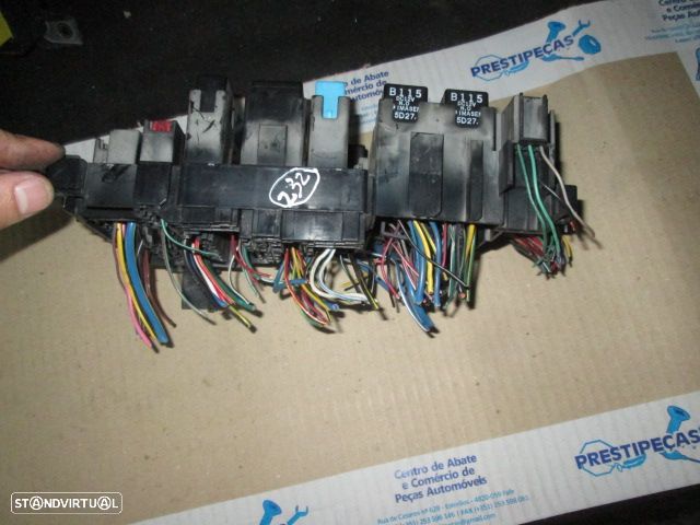Caixa Fusiveis REF0232 MAZDA 6 2006 2,0D - 1