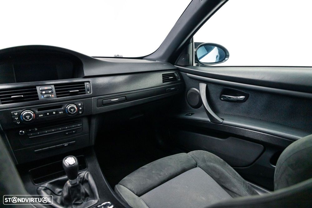 BMW 320 d Coupe - 14