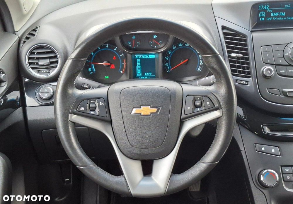 Chevrolet Orlando - 27