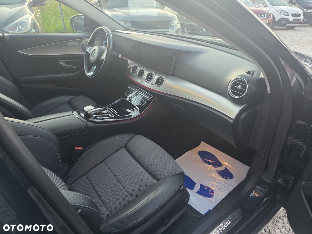 Mercedes-Benz Klasa E 200 9G-TRONIC - 16
