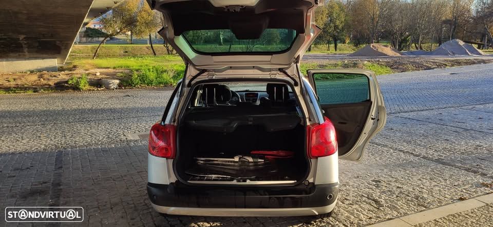 Peugeot 207 SW 1.4 VTi Sportium - 12