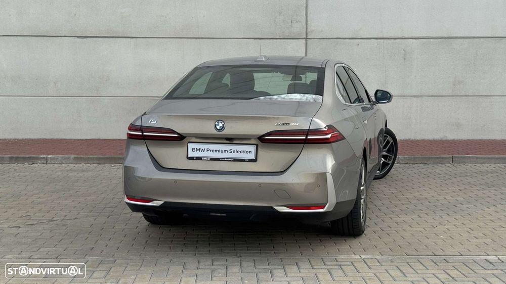 BMW i5 eDrive40 - 12