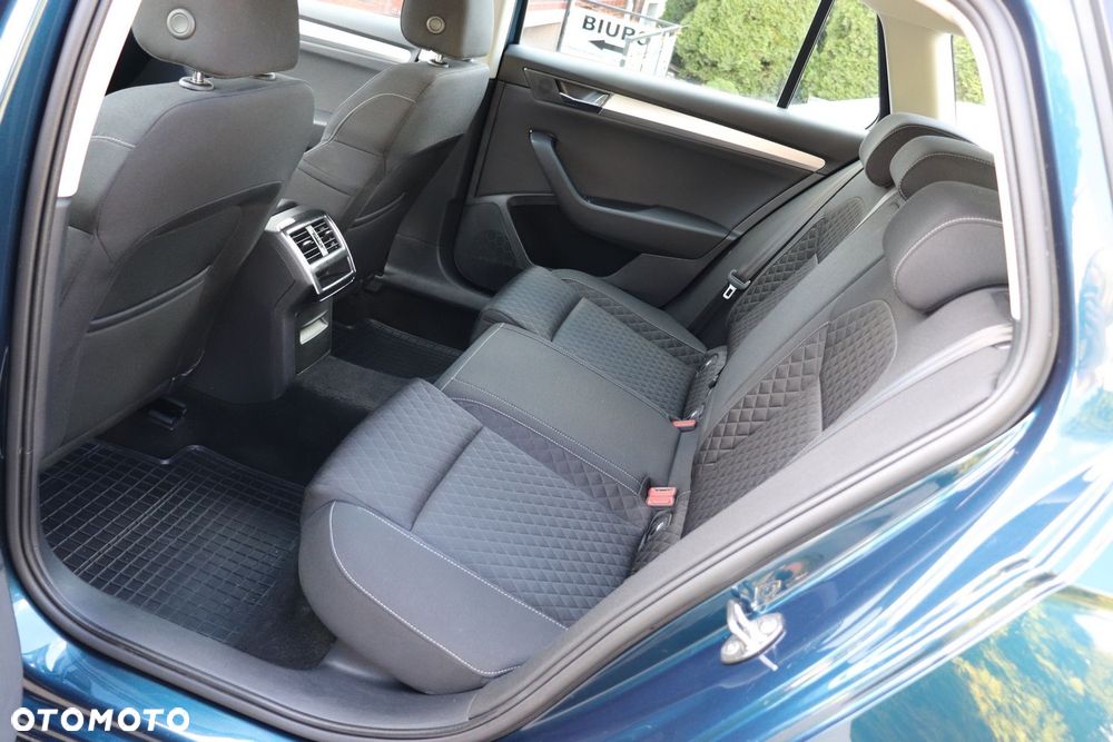 Skoda Superb 2.0 TDI Ambition DSG7 - 26