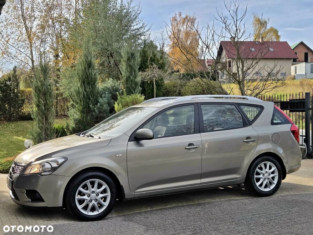 Kia Ceed Cee'd 1.4 Comfort - 32