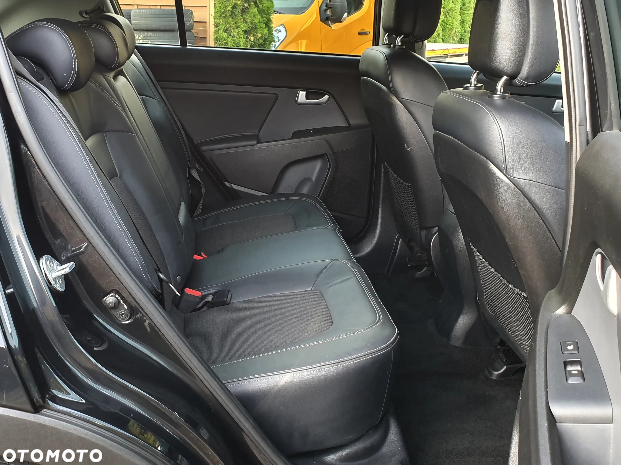 Kia Sportage - 16