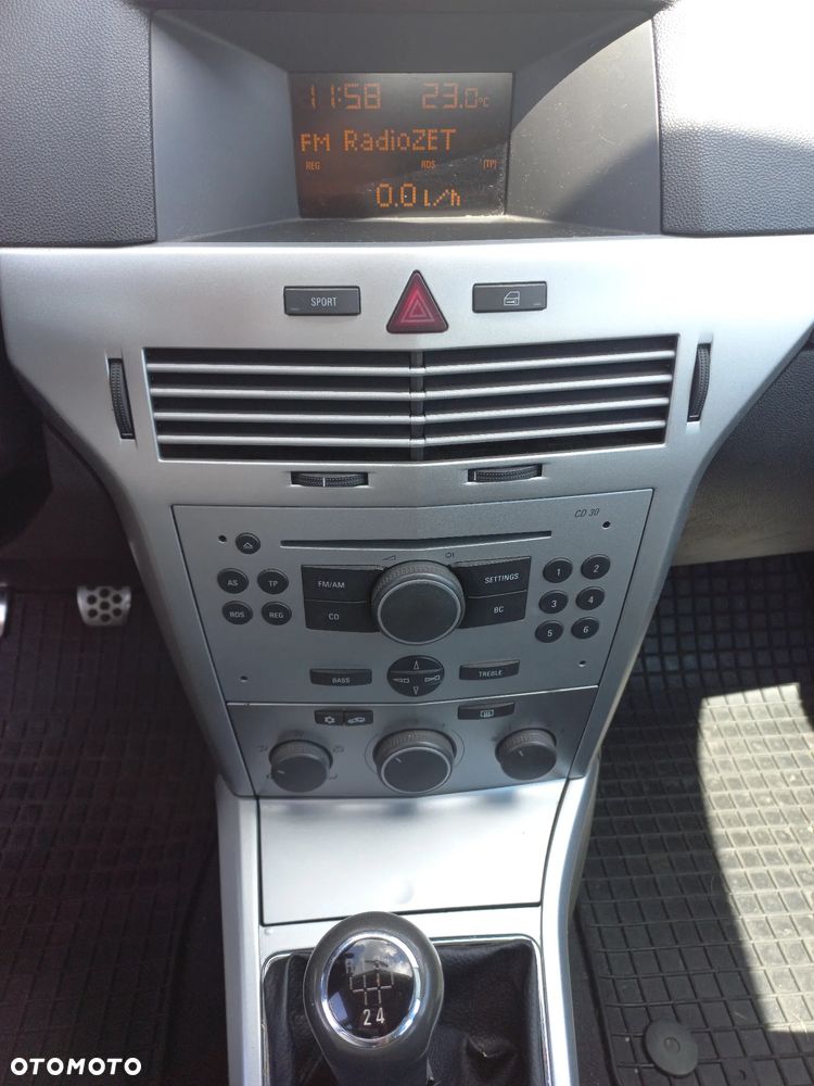 Opel Astra - 10
