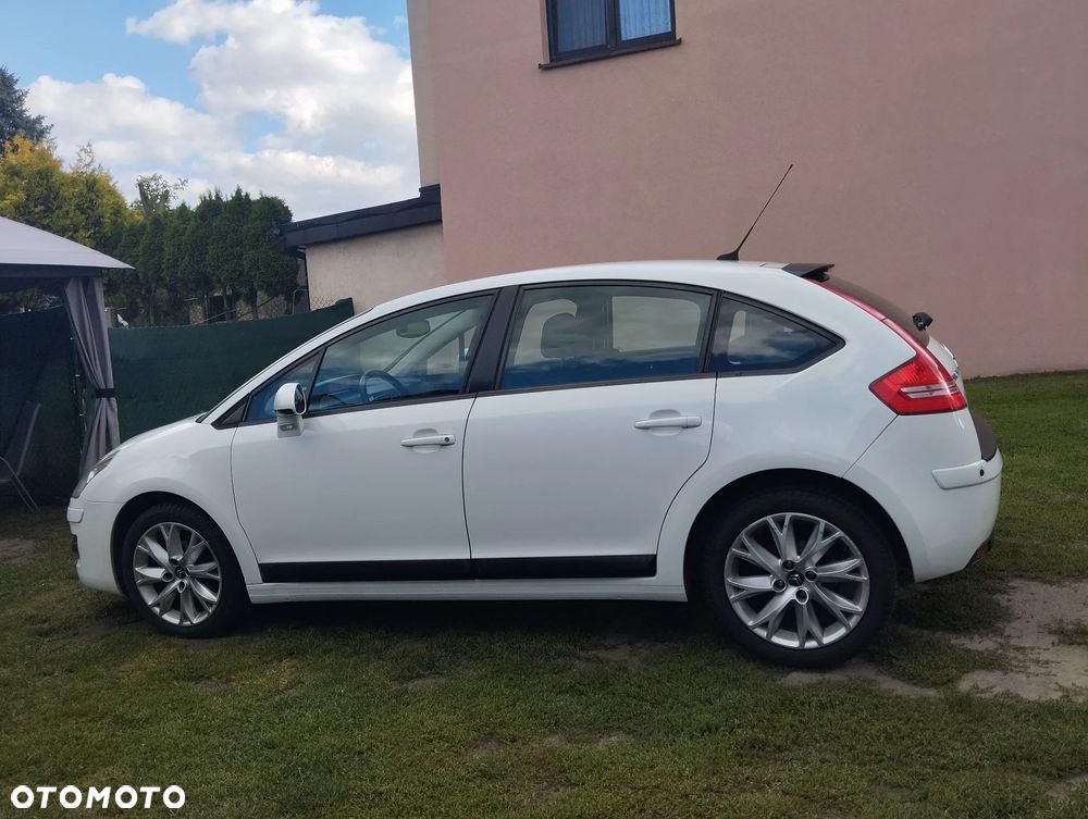 Citroën C4 1.6 VTi Exclusive - 1