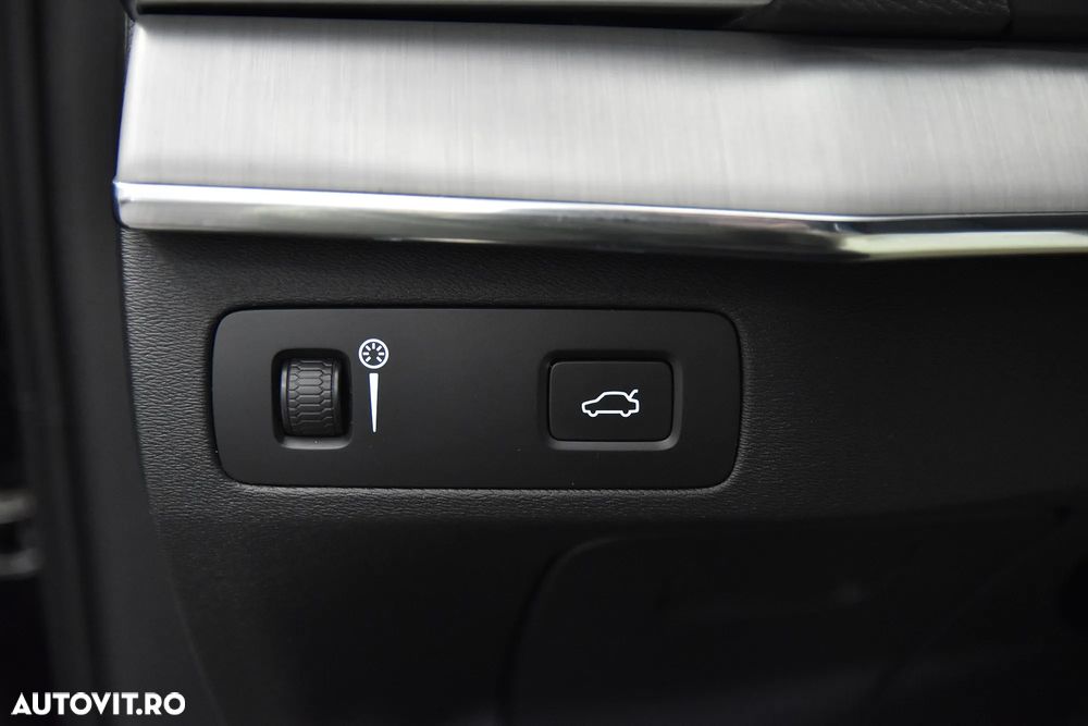 Volvo XC 90 - 16