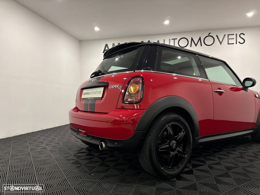 MINI 3 Portas Cooper D - 18