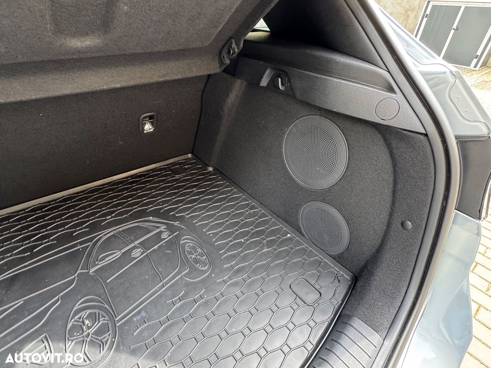 Kia Ceed 1.6 T-GDI 7DCT GT - 17
