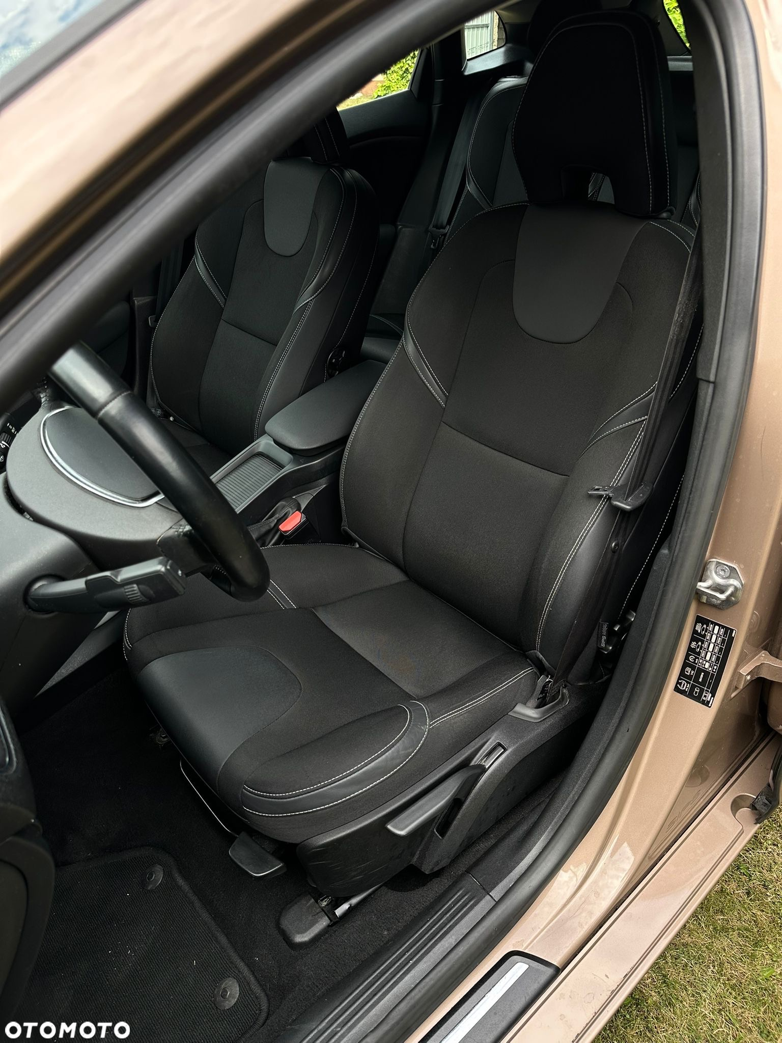 Volvo V40 - 6
