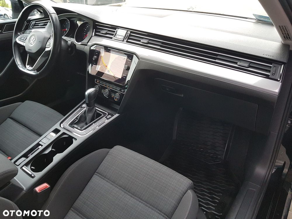 Volkswagen Passat Variant 2.0 TSI Elegance DSG - 31