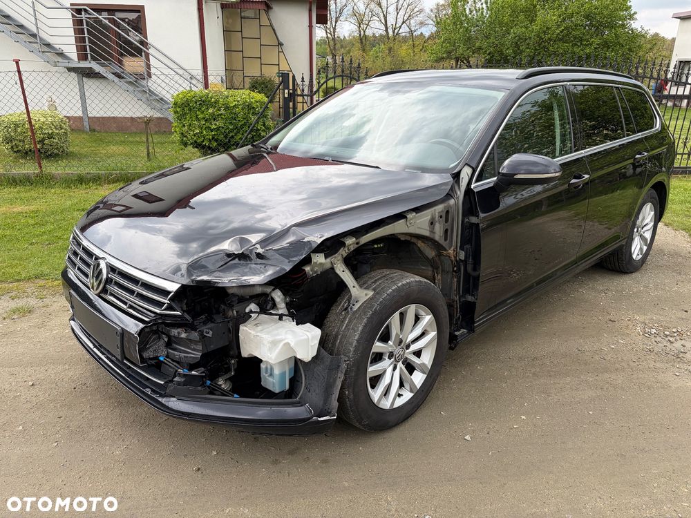 Volkswagen Passat 2.0 TDI SCR DSG Highline - 10