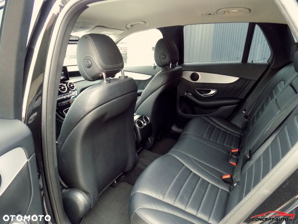 Mercedes-Benz GLC - 28