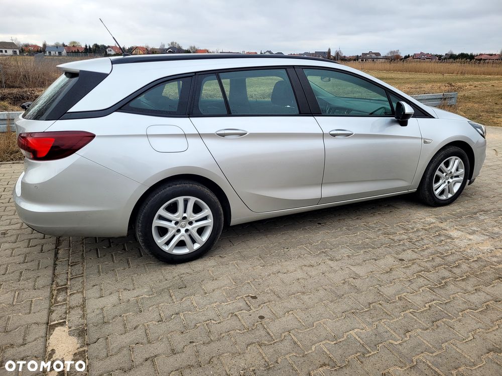 Opel Astra 1.6 CDTI Enjoy S&S - 3