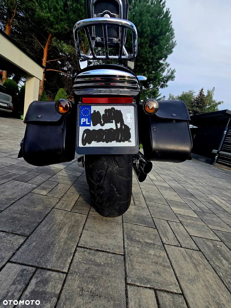 Harley-Davidson Dyna Fat Bob - 6