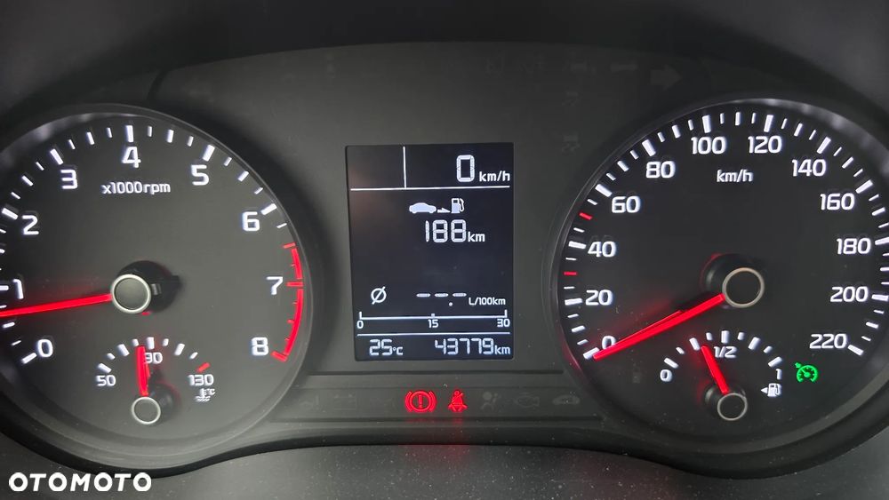 Kia Rio 1.2 Dream Team Edition - 32