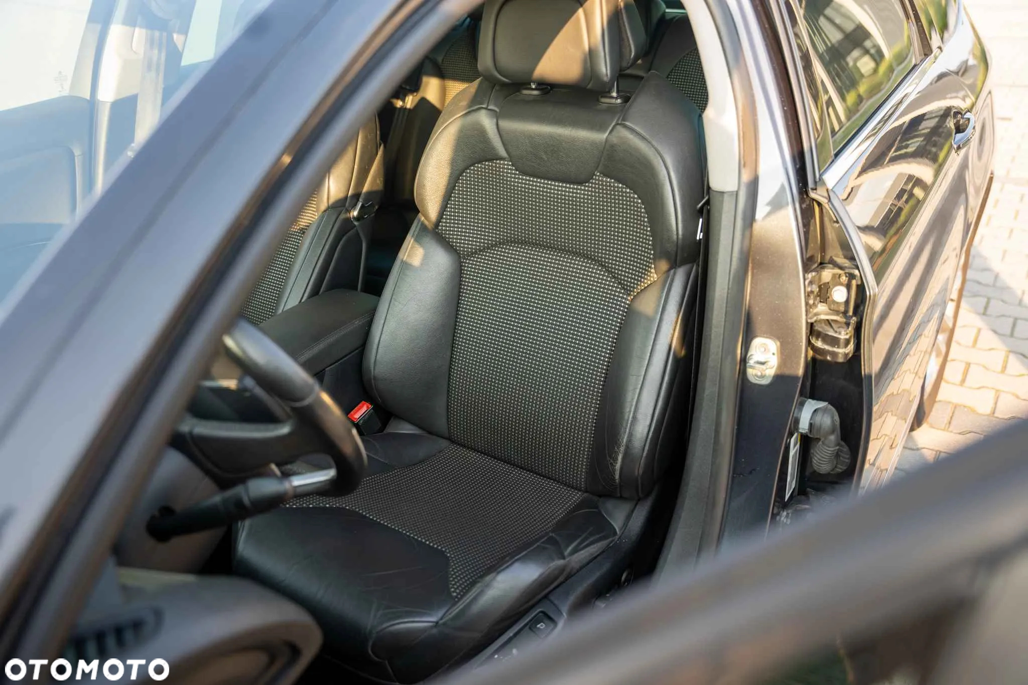 Citroën C5 Tourer HDi 165 FAP Exclusive - 12