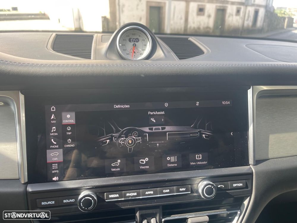 Porsche Macan Turbo PDK - 26