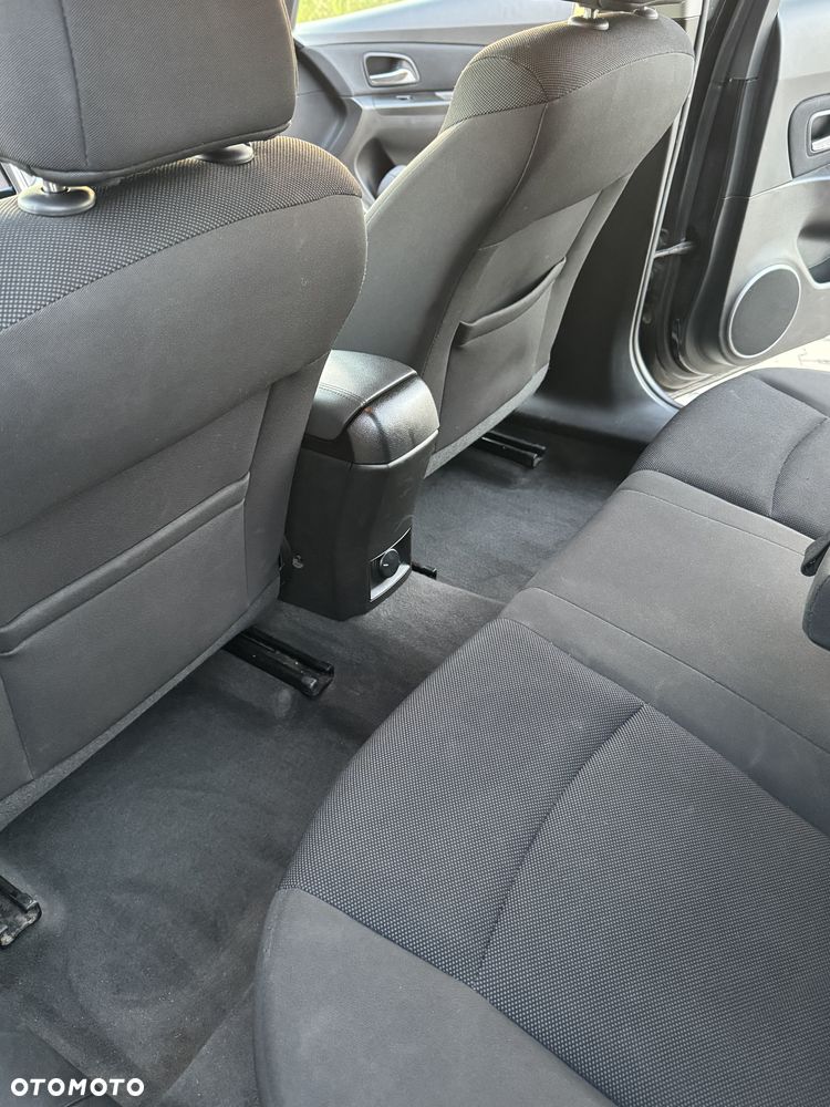 Chevrolet Cruze 1.8 LT - 21
