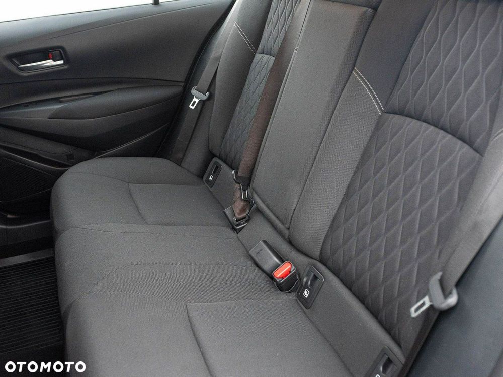 Toyota Corolla - 26
