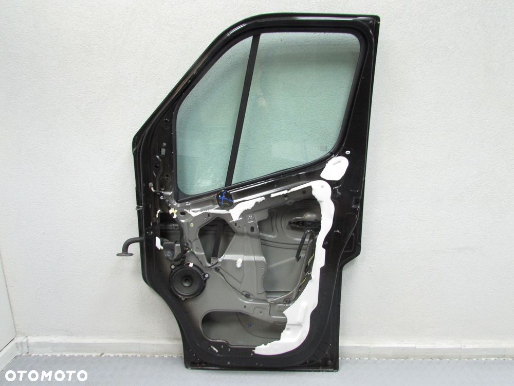 RENAULT MASTER III 10-24 DRZWI PRZOD PRAWE UK - 13