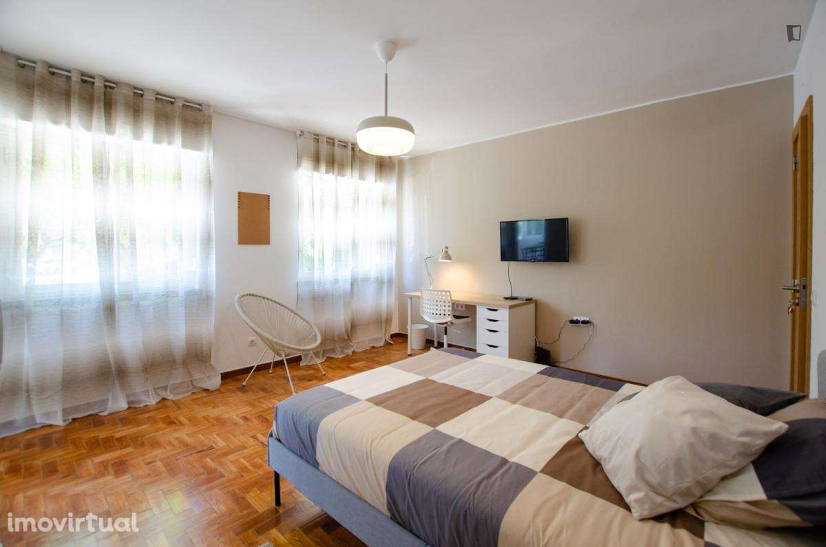 Quarto - localizado em Oeiras Lisbon - Grande imagem: 4/29