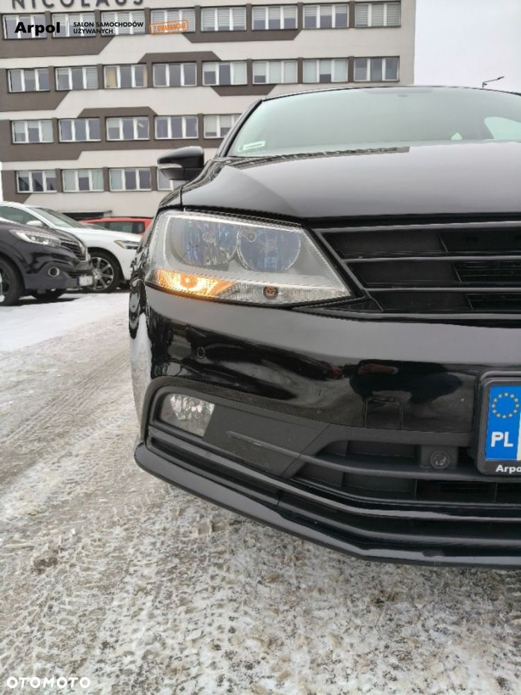 Volkswagen Jetta - 5