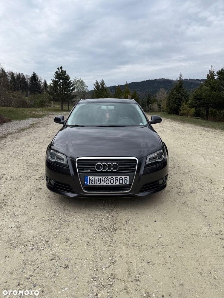 Audi A3 Sportback 2.0 TDI DPF quattro Ambiente - 5