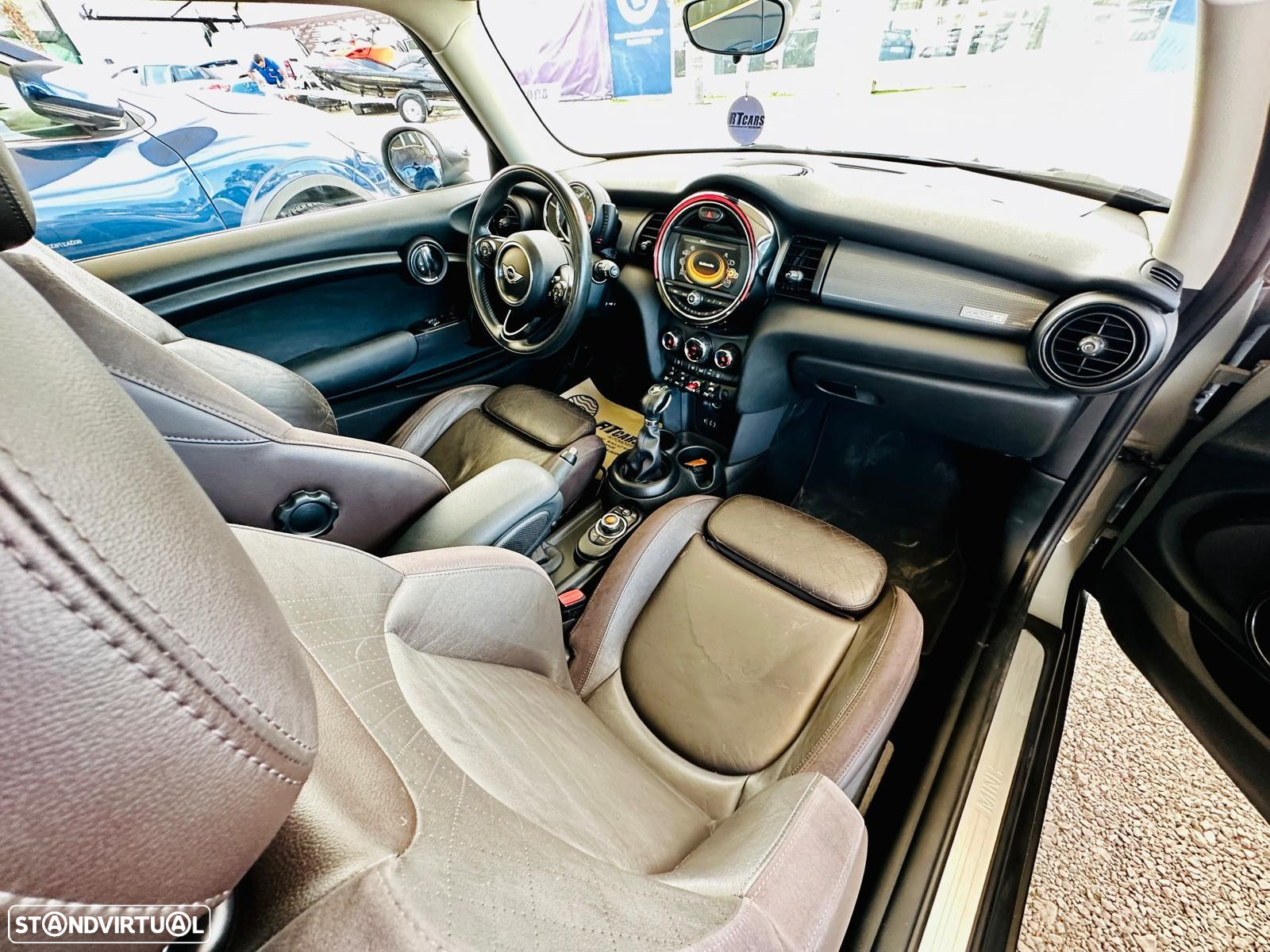 MINI 3 Portas Cooper Aut. - 27
