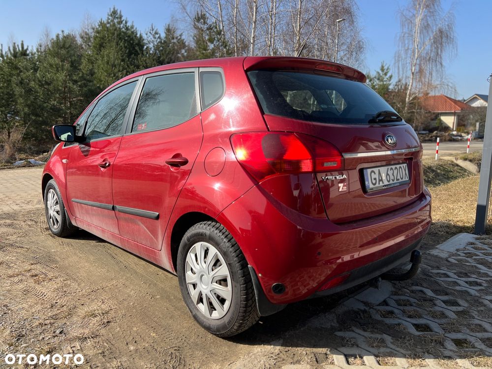 Kia Venga 1.4 L - 6