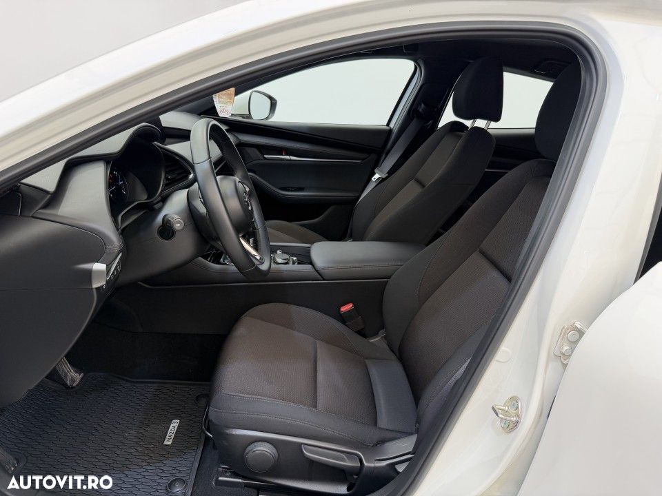 Mazda 3 - 6